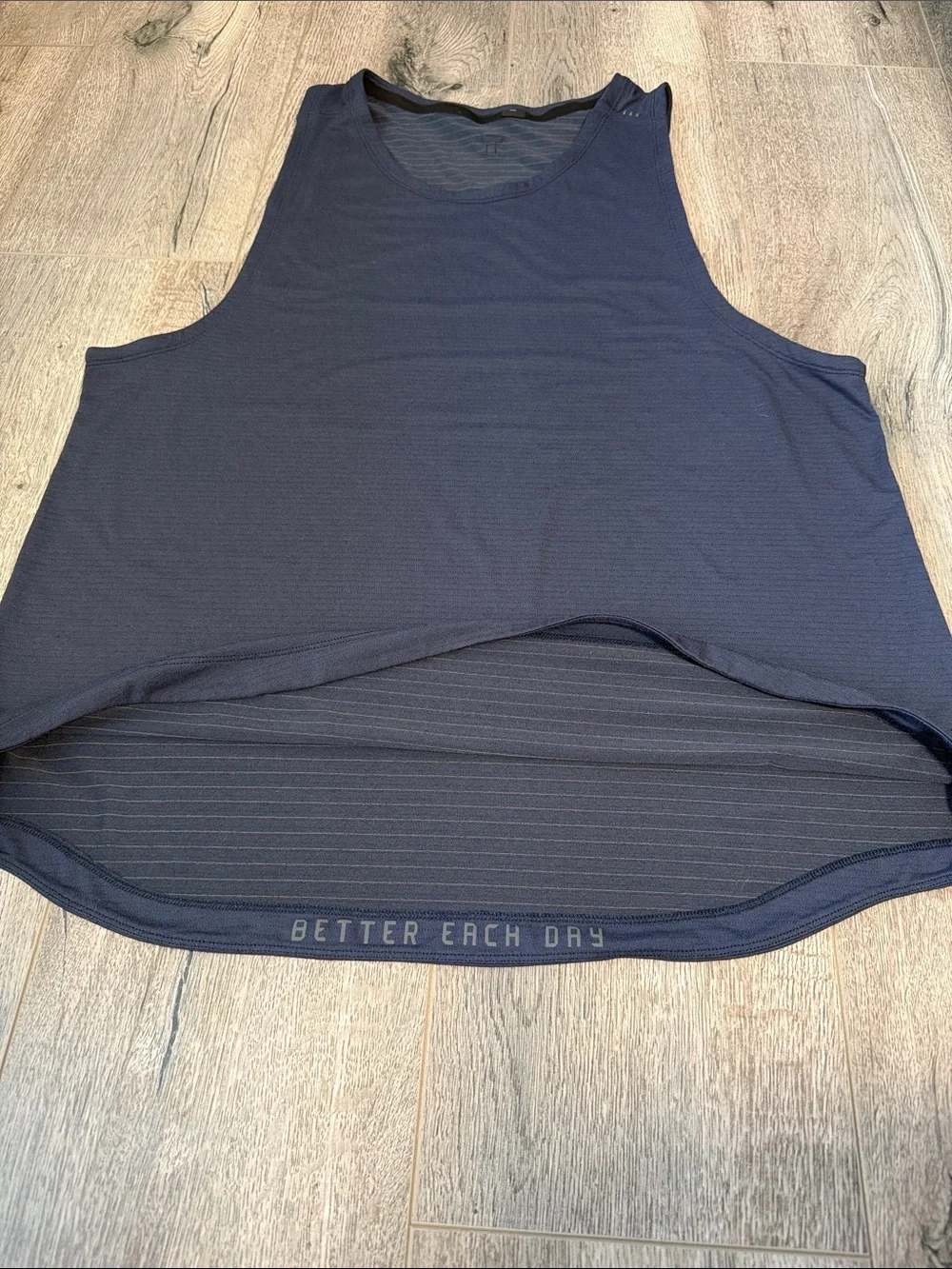 lululemon athletica sleek sleeveless